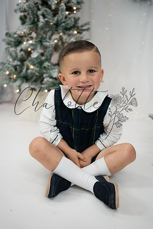 ChristmasMini2026-Archie&Carter-072