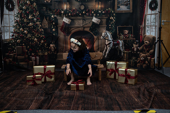 ChristmasMini2026-Theo&Esme-56