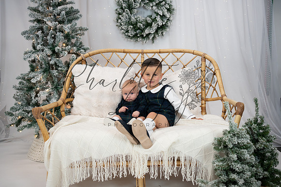 ChristmasMini2026-Archie&Carter-037