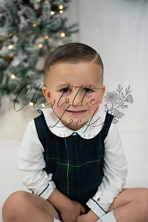 ChristmasMini2026-Archie&Carter-074