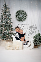 ChristmasMini2026-Archie&Carter-005