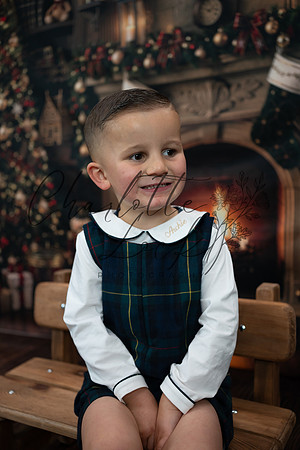ChristmasMini2026-Archie&Carter-088