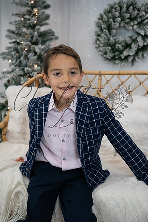 ChristmasMini2026-Theo&Esme-21