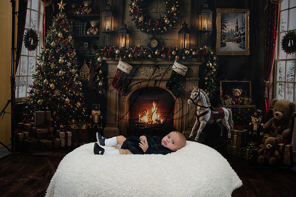 ChristmasMini2026-Archie&Carter-104