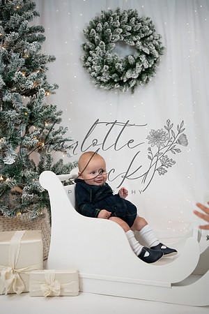 ChristmasMini2026-Archie&Carter-031