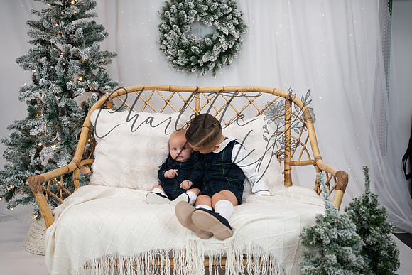 ChristmasMini2026-Archie&Carter-034