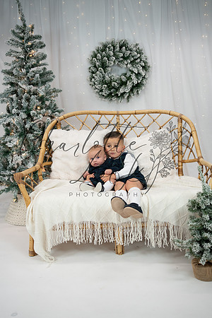 ChristmasMini2026-Archie&Carter-032