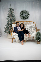 ChristmasMini2026-Theo&Esme-05
