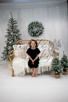 ChristmasMini2026-Theo&Esme-09
