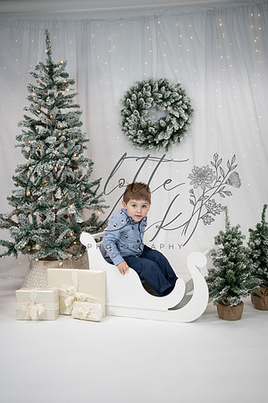 ChristmasMini2026-Kiaya-003