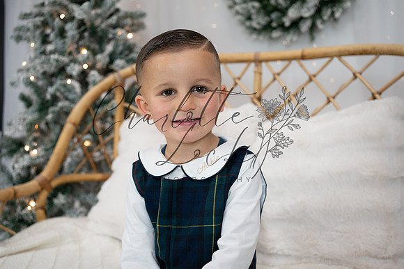 ChristmasMini2026-Archie&Carter-045