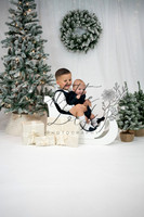 ChristmasMini2026-Archie&Carter-016
