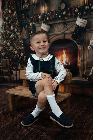 ChristmasMini2026-Archie&Carter-084