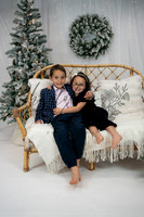 ChristmasMini2026-Theo&Esme-02