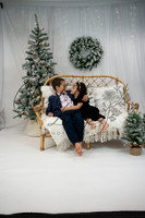 ChristmasMini2026-Theo&Esme-07