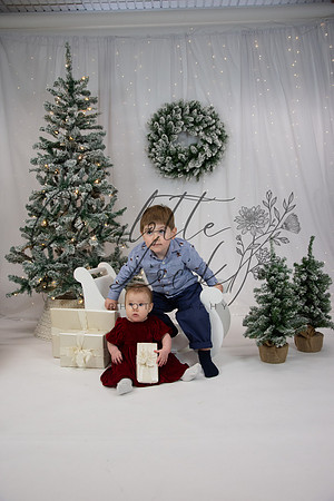 ChristmasMini2026-Kiaya-018