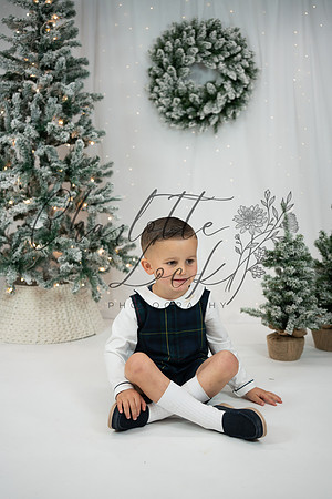 ChristmasMini2026-Archie&Carter-069