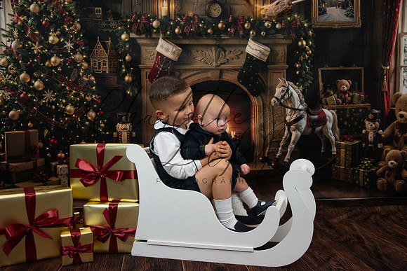 ChristmasMini2026-Archie&Carter-120