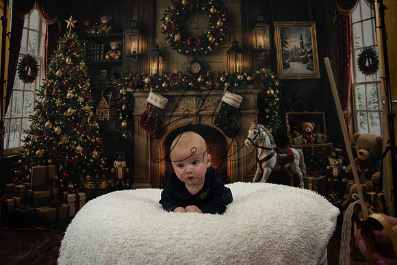 ChristmasMini2026-Archie&Carter-112