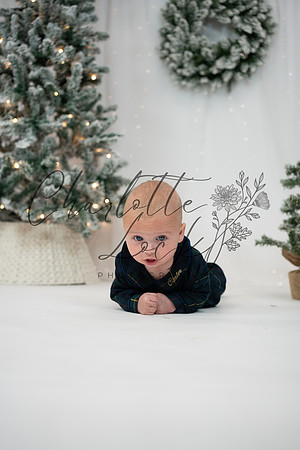 ChristmasMini2026-Archie&Carter-066