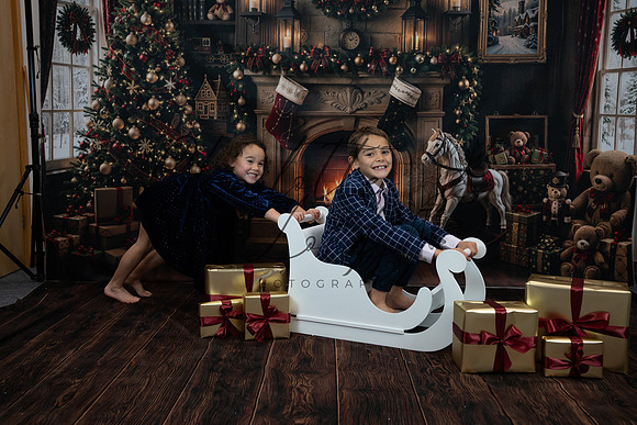 ChristmasMini2026-Theo&Esme-80