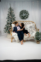 ChristmasMini2026-Theo&Esme-08